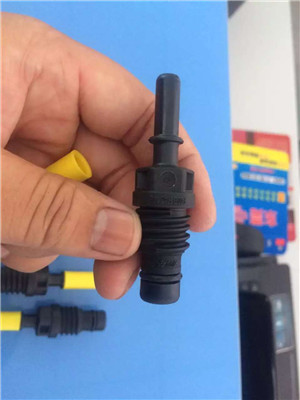 博世尿素噴射泵的噴嘴B4440420024/612640130088 博世尿素噴射泵的噴嘴 B4440420024