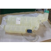 752W06101-001 膨脹水箱